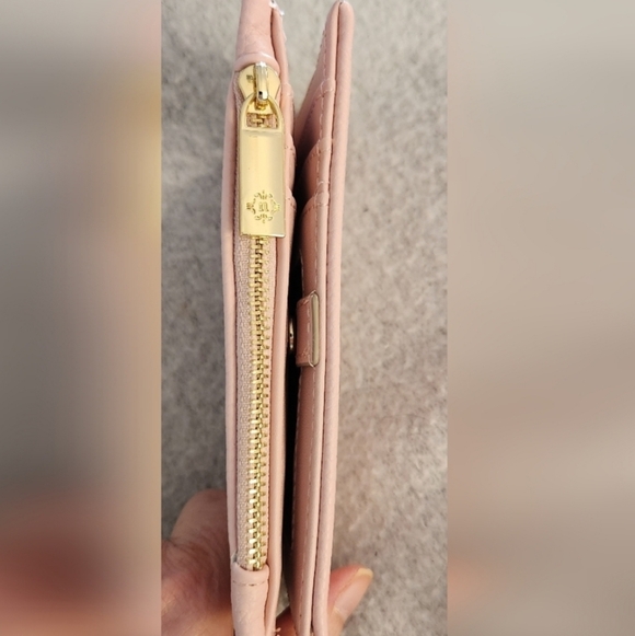 Nanette Lepore Light Pink Bi-Fold Wallet w/Gift Box - NIB - Picture 6 of 7